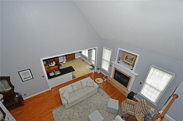 2525 Brook Stone Drive, Clemmons, NC 27012