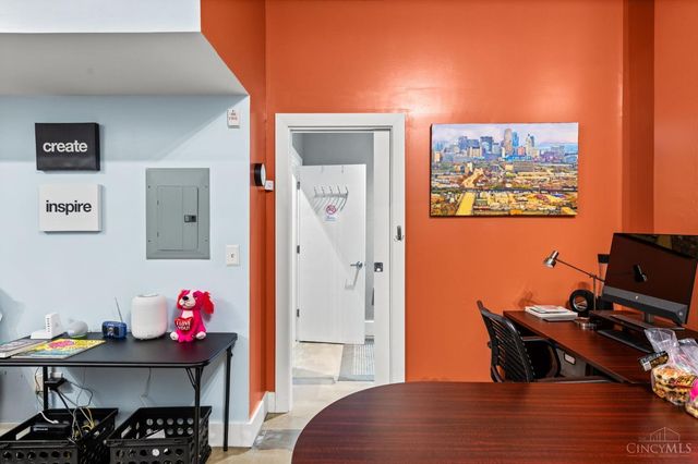 5 W Twelfth Street, Cincinnati, OH 45202