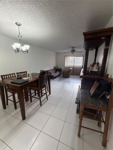 15718 E Waterside Circle 102, Sunrise, FL 33326