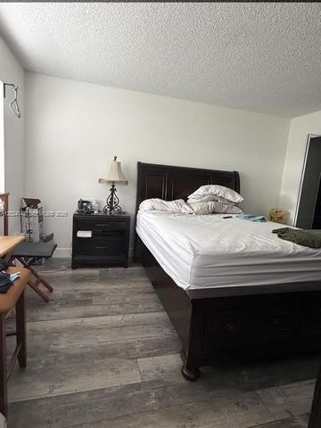 15718 E Waterside Circle 102, Sunrise, FL 33326
