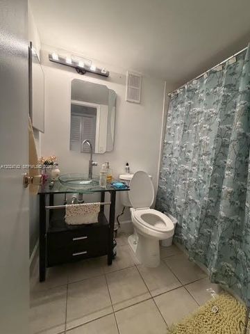 15718 E Waterside Circle 102, Sunrise, FL 33326