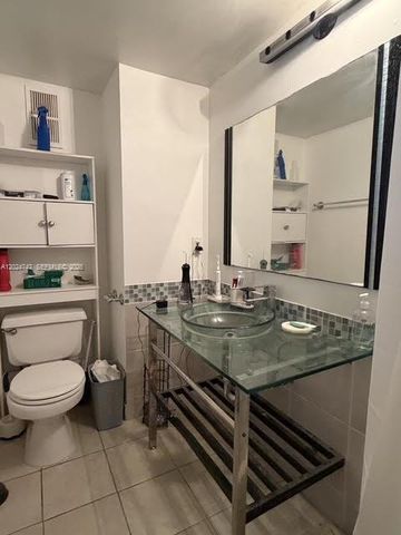 15718 E Waterside Circle 102, Sunrise, FL 33326