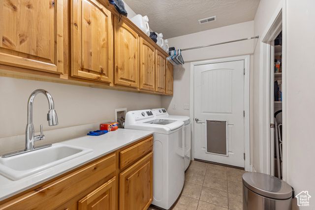 881 W SMITHSONIAN WAY, Apple Valley, UT 84737