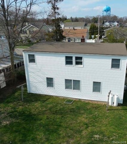 136 Primrose Avenue, Massapequa Park, NY 11762