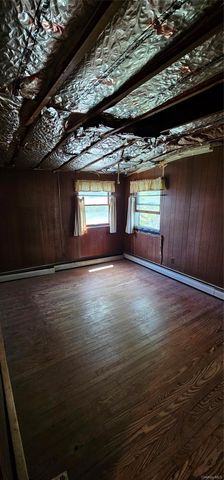 136 Primrose Avenue, Massapequa Park, NY 11762
