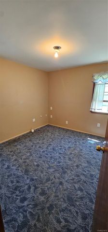 136 Primrose Avenue, Massapequa Park, NY 11762