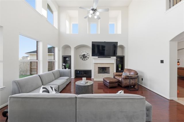 28 Atascadero Drive, Manvel, TX 77578