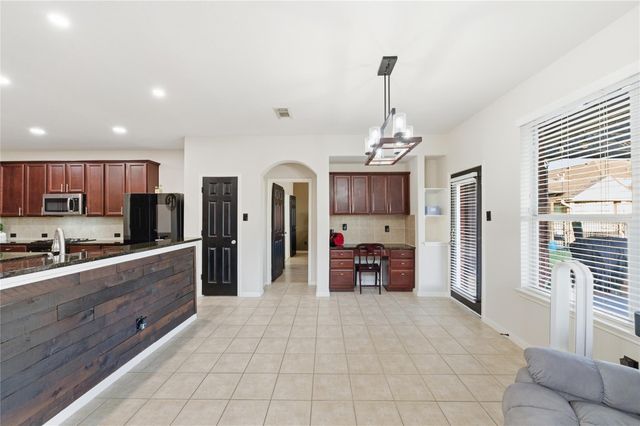 28 Atascadero Drive, Manvel, TX 77578