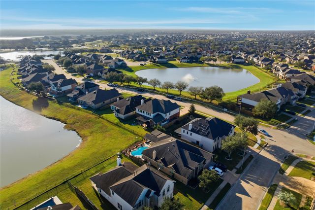 28 Atascadero Drive, Manvel, TX 77578