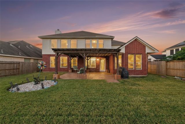 28 Atascadero Drive, Manvel, TX 77578