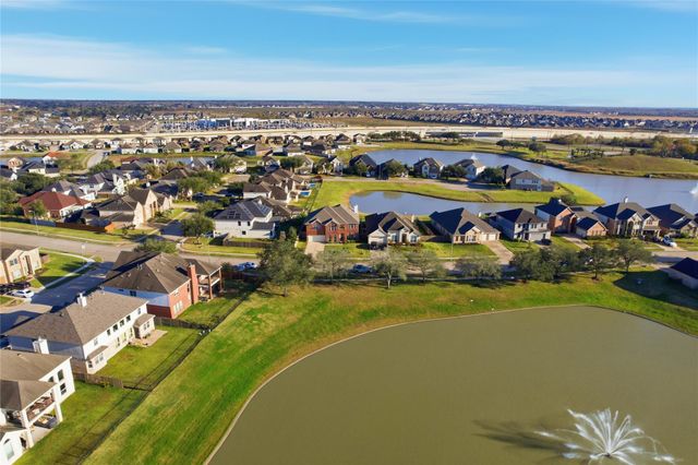 28 Atascadero Drive, Manvel, TX 77578