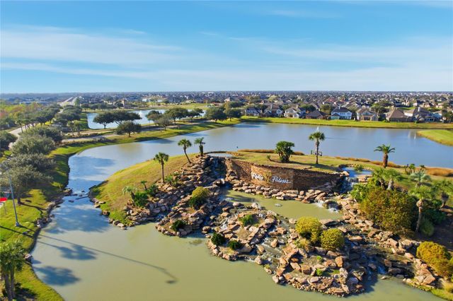 28 Atascadero Drive, Manvel, TX 77578