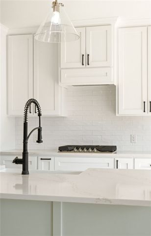 1815 Spoonbill Dr, Portland, TX 78374