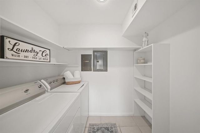 5842 Doliver Drive 47, Houston, TX 77057