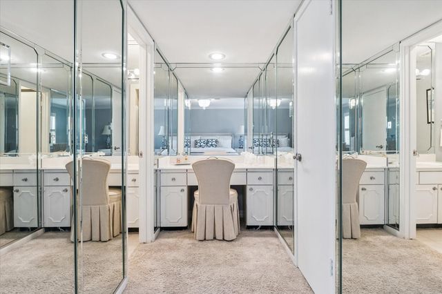 5842 Doliver Drive 47, Houston, TX 77057