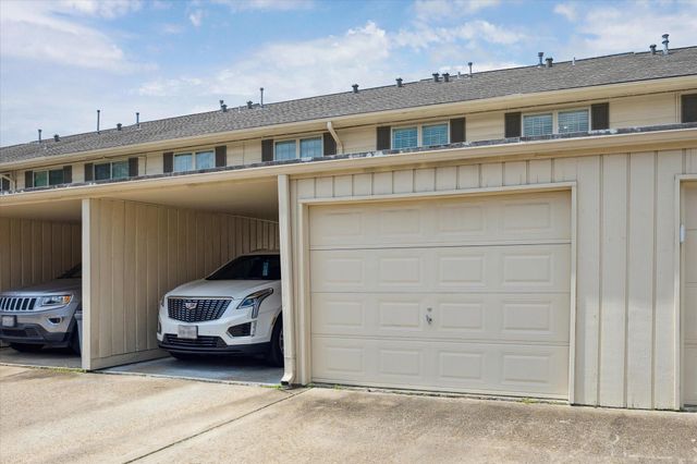 5842 Doliver Drive 47, Houston, TX 77057