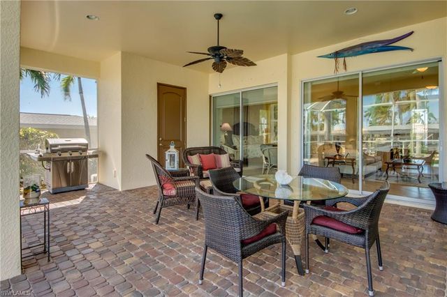 5237 Seminole CT, Cape Coral, FL 33904