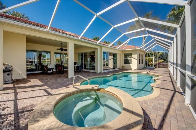 5237 Seminole CT, Cape Coral, FL 33904