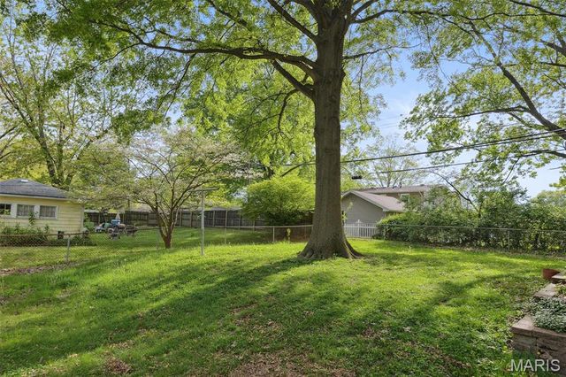 1703 Foster Drive, Swansea, IL 62226