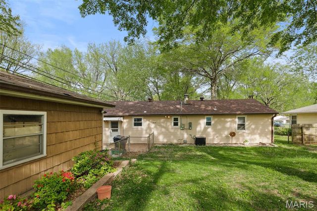 1703 Foster Drive, Swansea, IL 62226