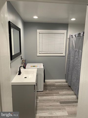 2615 E ALLEGHENY AVE, Philadelphia, PA 19134