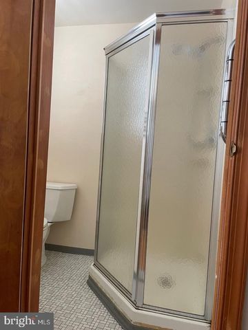 2615 E ALLEGHENY AVE, Philadelphia, PA 19134