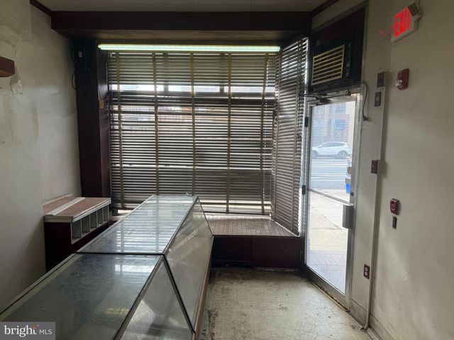 2615 E ALLEGHENY AVE, Philadelphia, PA 19134