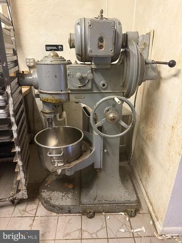 2615 E ALLEGHENY AVE, Philadelphia, PA 19134