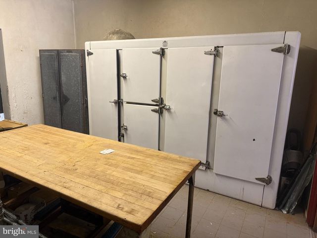 2615 E ALLEGHENY AVE, Philadelphia, PA 19134