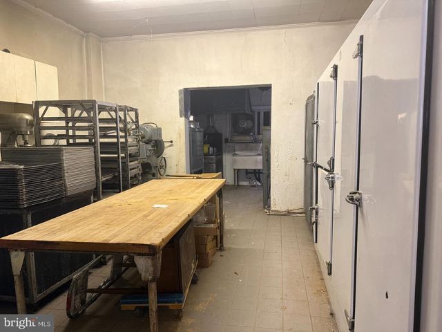 2615 E ALLEGHENY AVE, Philadelphia, PA 19134