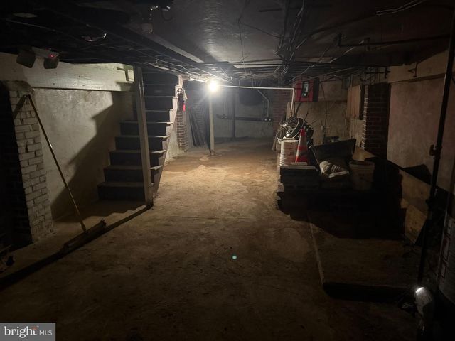 2615 E ALLEGHENY AVE, Philadelphia, PA 19134