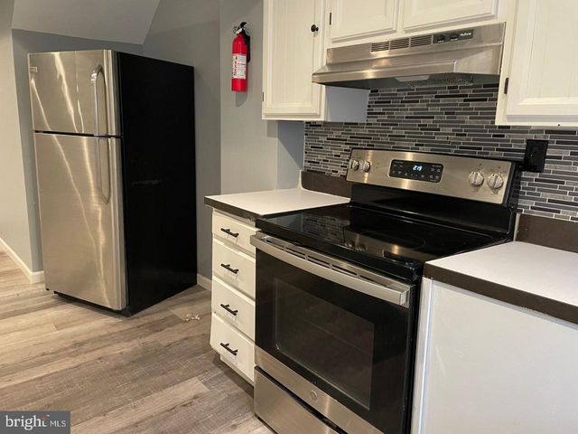 2615 E ALLEGHENY AVE, Philadelphia, PA 19134