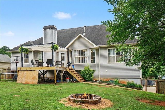 348 Spring Meadows Avenue, Dallas, GA 30157