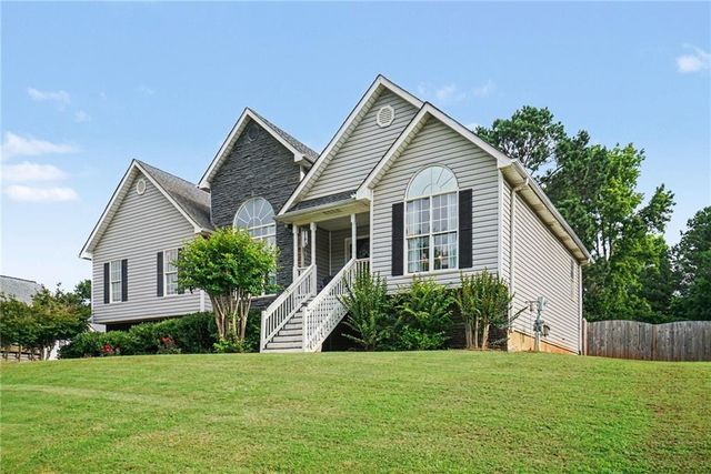 348 Spring Meadows Avenue, Dallas, GA 30157