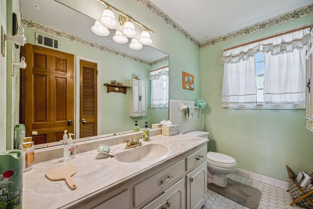 5132 STEUBEN DR, Memphis, TN 38134