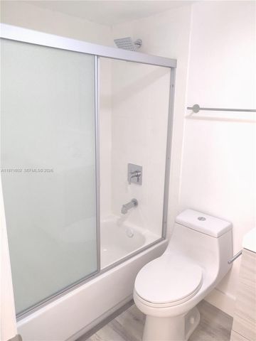 540 Brickell Key Dr 414, Miami, FL 33131