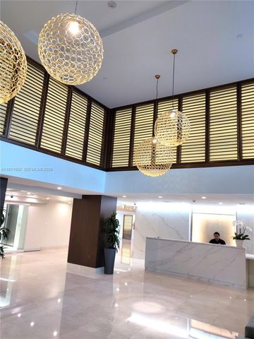 540 Brickell Key Dr 414, Miami, FL 33131