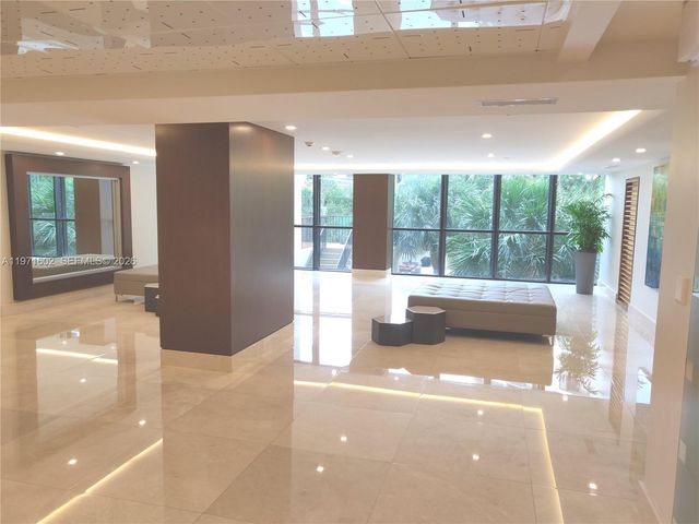 540 Brickell Key Dr 414, Miami, FL 33131