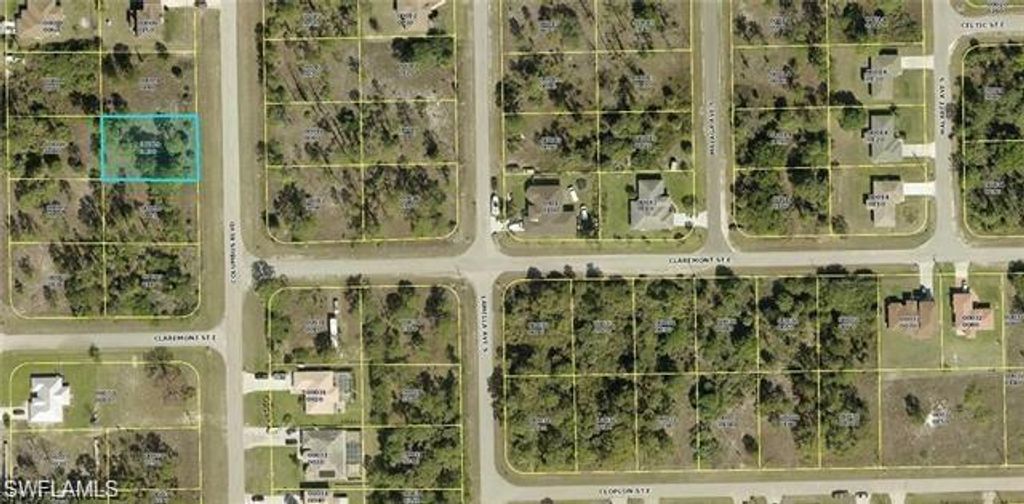 326 Columbus BLVD S, LEHIGH ACRES, FL 33974 — exterior