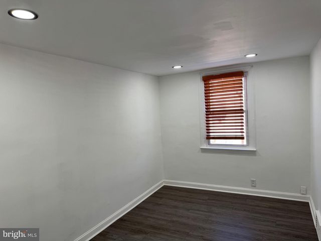 1203 EDGEHILL RD, Darby, PA 19023