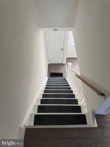 1203 EDGEHILL RD, Darby, PA 19023