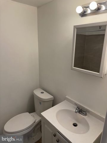 1203 EDGEHILL RD, Darby, PA 19023