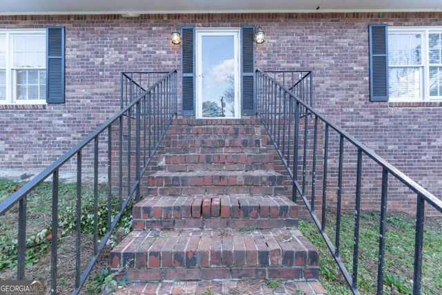 2067 Tanglewood Drive, Snellville, GA 30078