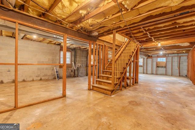 2067 Tanglewood Drive, Snellville, GA 30078