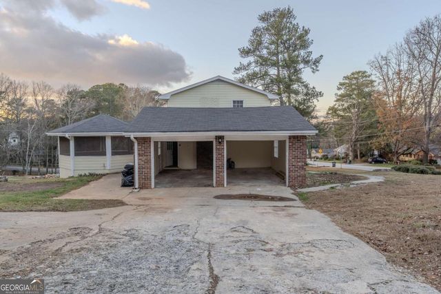 2067 Tanglewood Drive, Snellville, GA 30078