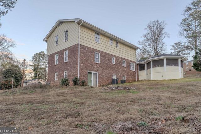 2067 Tanglewood Drive, Snellville, GA 30078