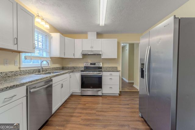 2067 Tanglewood Drive, Snellville, GA 30078