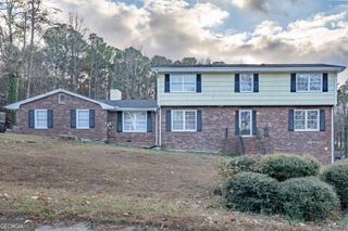 2067 Tanglewood Drive, Snellville, GA 30078