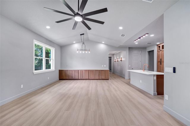 2034 E GRANT AVENUE, Orlando, FL 32806