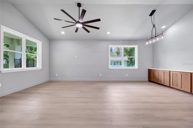 2034 E GRANT AVENUE, Orlando, FL 32806